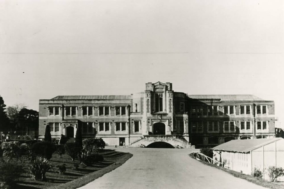 Takapuna Grammar School 학교 건물 외관